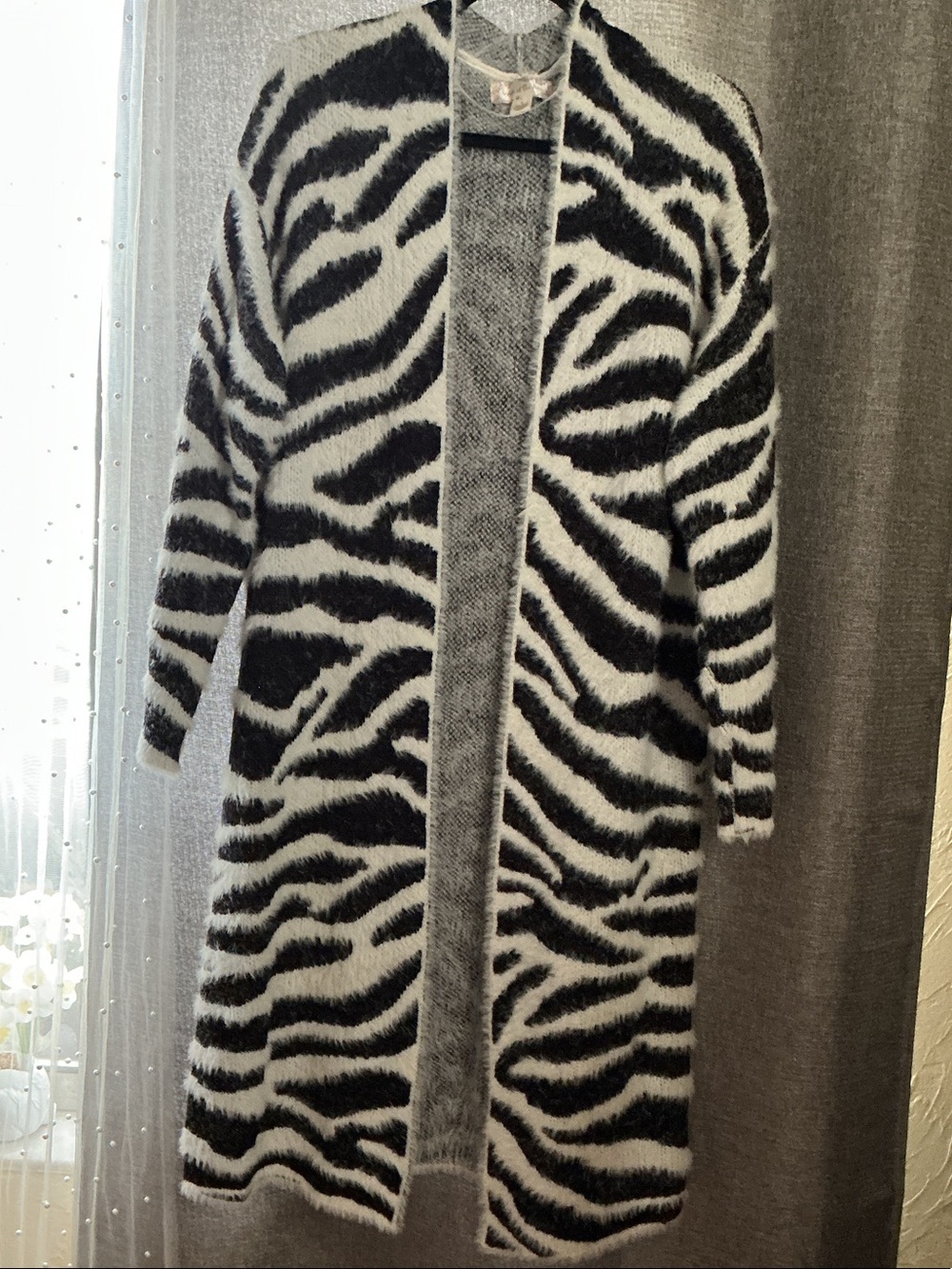 Open-Front Zebra Print Teddy Coatigan - Black & White